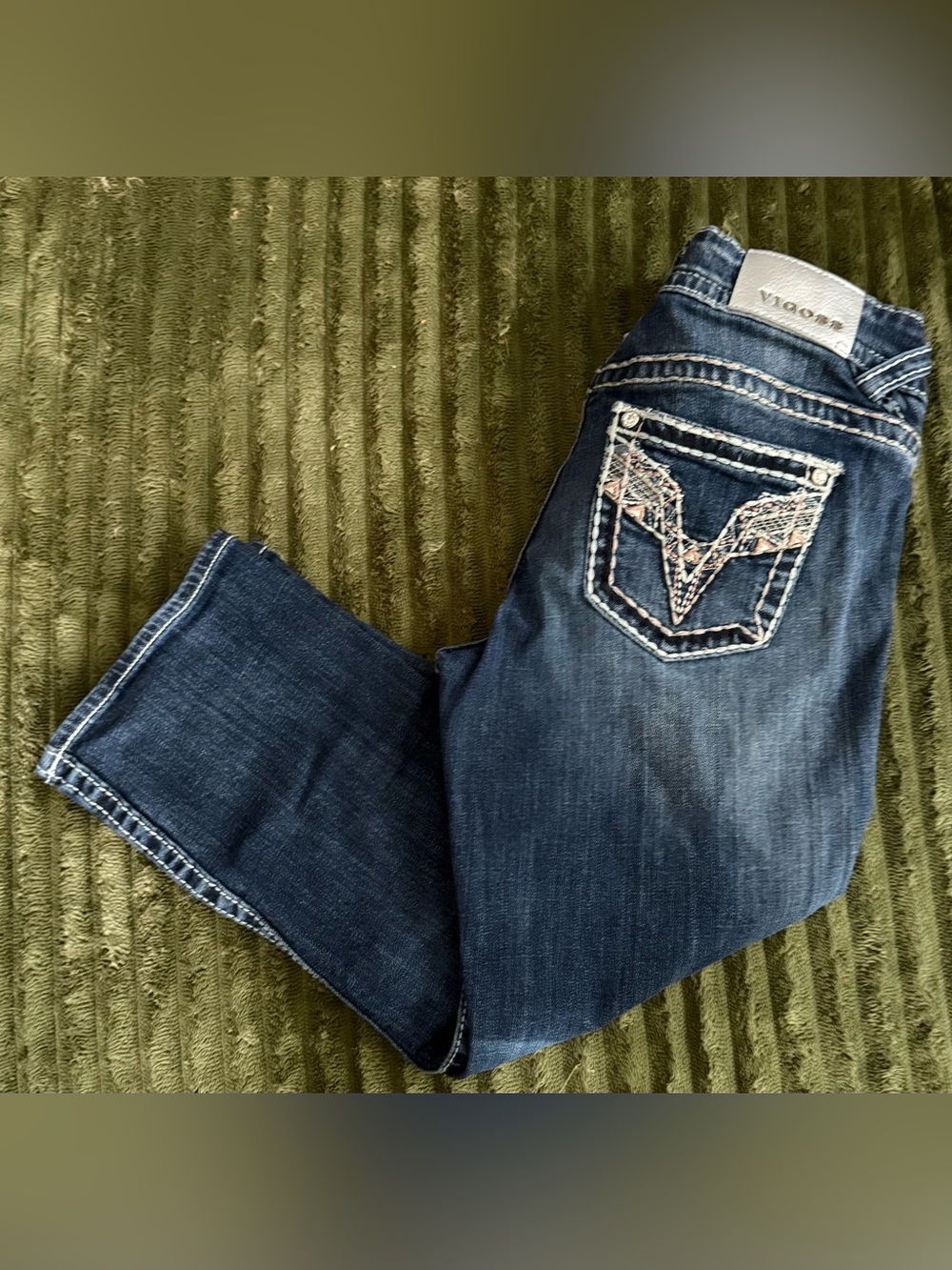 Women’s size 5/6 VIGOSS ‘The Chelsea’ capri jeans